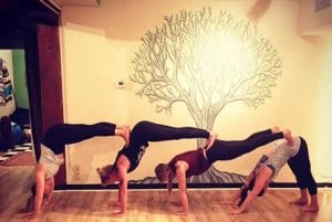 Acro yoga